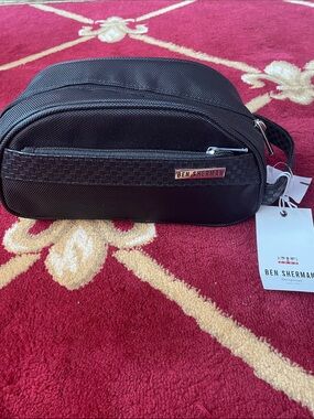 Ben Sherman Black Textured Men's Toiletry Bag